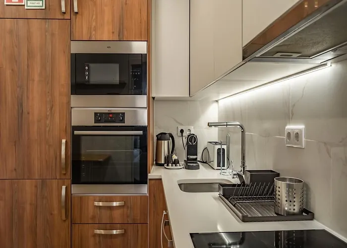 Akicity Real Velvet Lissabon